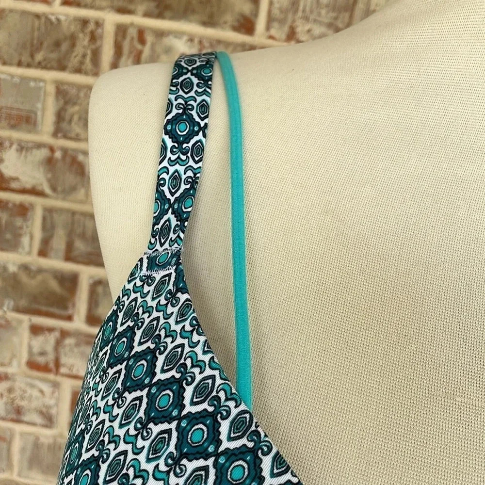 Cacique Teal White Geometric Boost Plunge Plus Size Bra - Picture 6 of 14